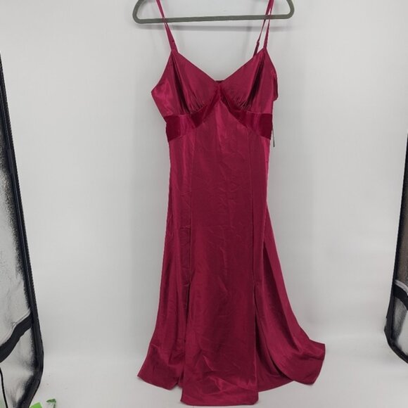 Thalia Soda Chemise Slip Dress Size Medium - Picture 1 of 9